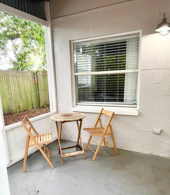 Sparkling Guest Home 2 Bedroom-15 Minutes To Clearwater Beach Eksteriør bilde
